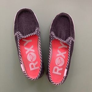 ROXY Women's Gray w/ White Strip Trim "Minnow" Slip-ons Shoes - Size 6